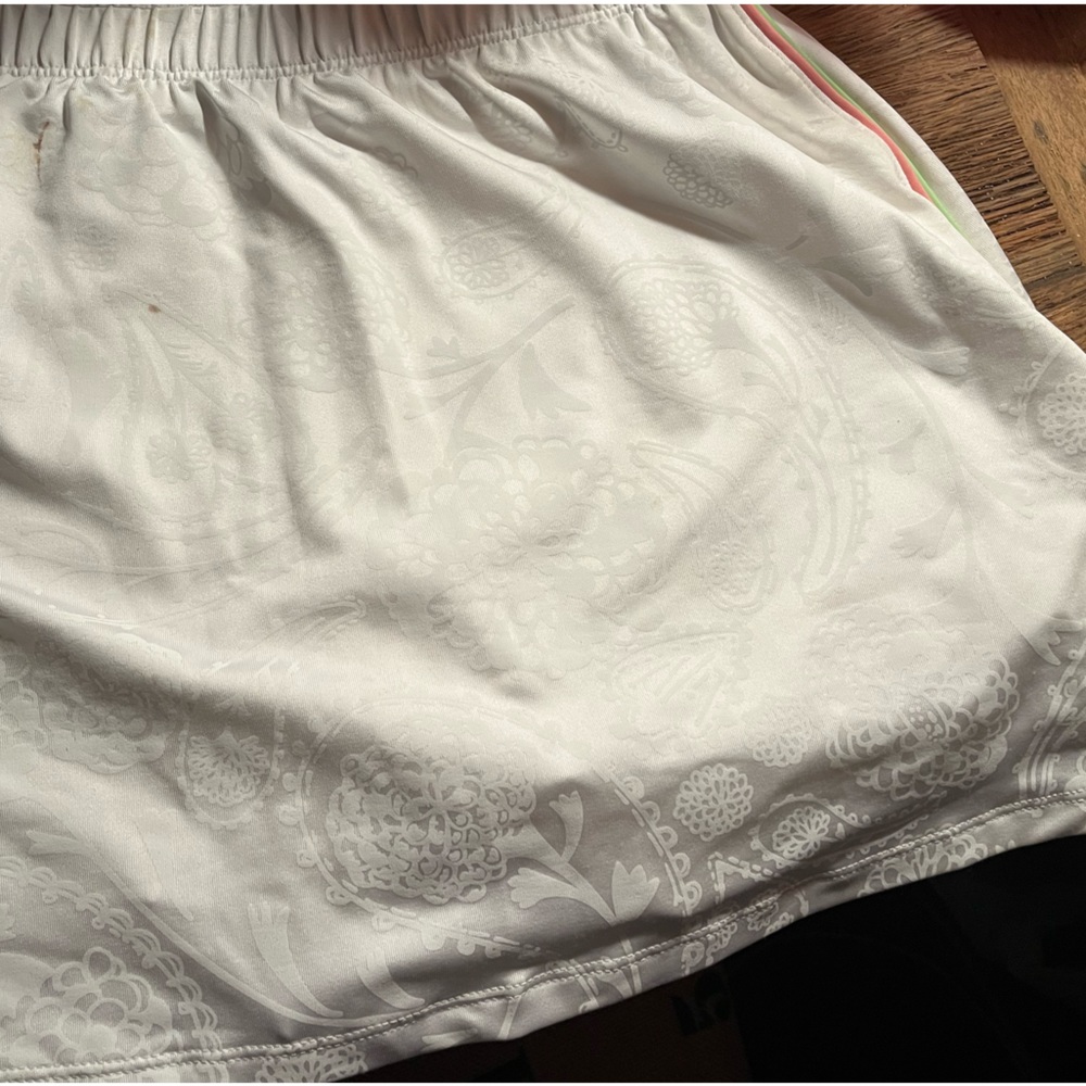 Good Used Condition Vintage Lily Pulitzer White Skorts/Tennis Skirt
